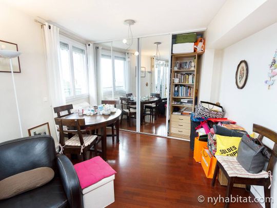 Logement à Paris, Location meublée - Photo 1
