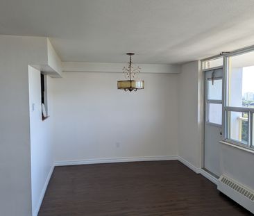 For Lease - 270 Palmdale Drive Unit# 1702, Toronto, Ontario - Photo 3
