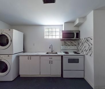 For Lease - 559 Drymen Crescent Unit# 2, Mississauga, Ontario - Photo 2