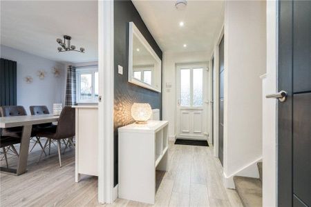 3 bedroom terraced house to rent - Photo 2