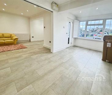 3 bedroom terraced house to rent - Photo 4