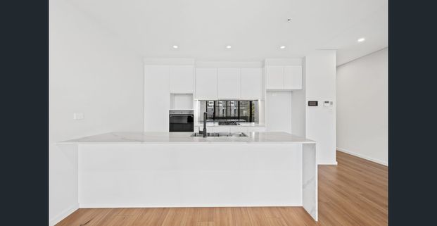 Luxury Living - Photo 1