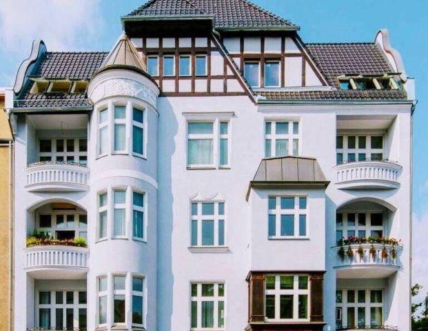 Exklusives 3-Zimmer-Penthouse mit großer Dachterrasse in Berlin - Photo 1