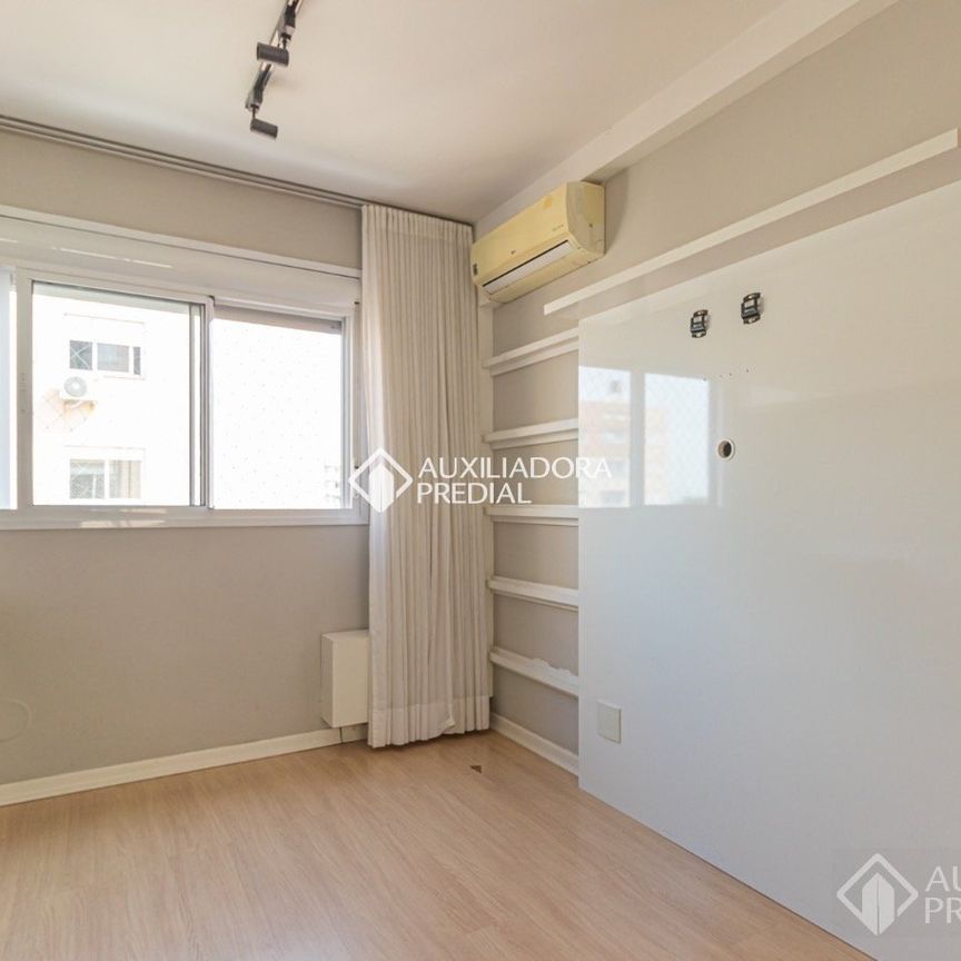 Apartamento com 2 quartos e 54m² para alugar em Fátima, Canoas. - Foto 1