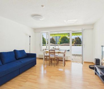 Helle 4.5-Zimmerwohnung mit sonnigem Balkon - Photo 2