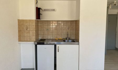 Location Appartement 1 pièce LIMOGES (87000) - Photo 4