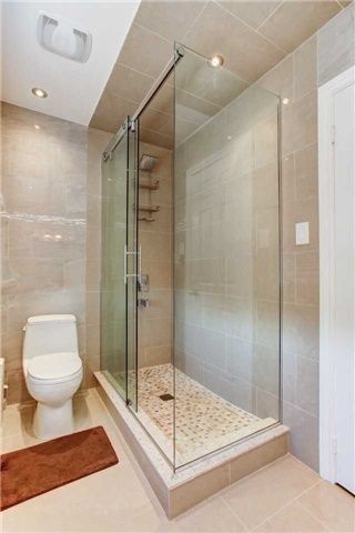 For Lease - 21 Kersey Crescent, Richmond Hill, Ontario - Photo 3