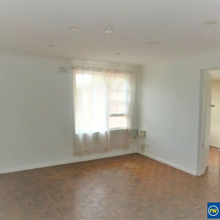 “Two-Bedroom Apartment in a Prime Auburn Location” - Photo 1