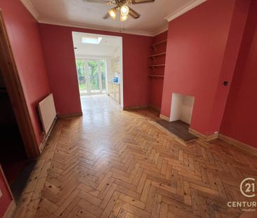 3 bedroom semi-detached house to rent - Photo 2