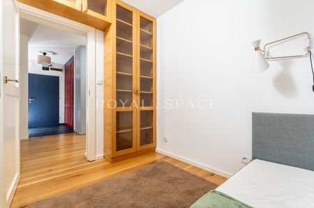 Słoneczny Apartament z miejscem postojowym - Photo 4