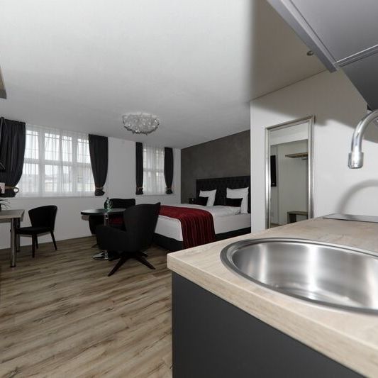 1-ROOM APARTMENT IN REICHENBURG (SZ), FURNISHED - Photo 1