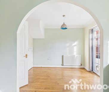 3 bedroom semi-detached house to rent - Photo 3