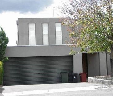 12 Rangeview Terrace, BULLEEN - Photo 4