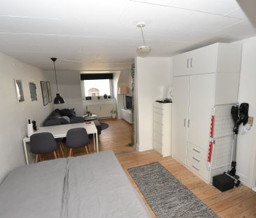 Central lejlighed med god plads i Aalborg - Photo 3