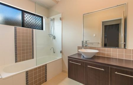 8 Puffer Court, Mount Louisa QLD 4814 - House For Rent | Domain - Photo 5