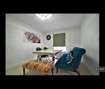 5 bedroom semi-detached house to rent - Photo 1
