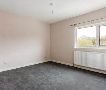 2 bedroom end of terrace house to rent - Photo 1