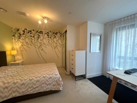 Fairfield Avenue, Staines, Surrey, TW18 - Photo 4