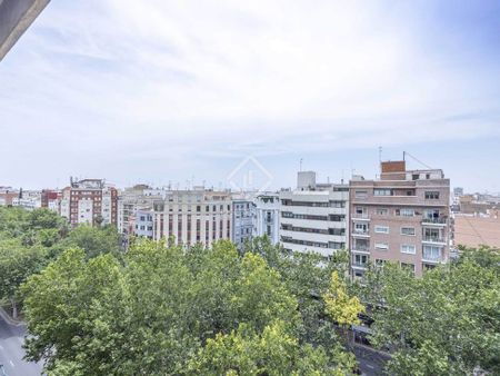 Valencia, Valencian Community 46008 - Photo 2