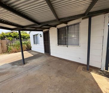 Inner City Living! - Photo 2