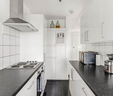 2 bedroom apartment to rent - Photo 3