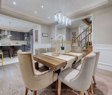 Detached Home For Lease | W9031533 - Photo 4