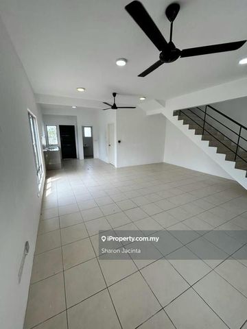 Iringan Bayu, Seremban - Foto 2