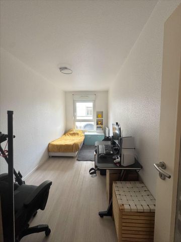 F4 A LOUER CENTRE VILLE COLMAR - Photo 3