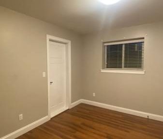 $2100 2 Bedroom/1 Bath - Photo 3