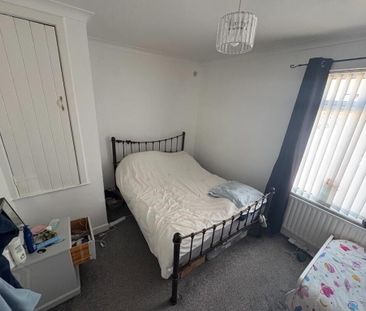 82 Frenchpark Street, Belfast, BT12 6HZ - Photo 3