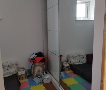 2 Bed Flat, St. Davids Square, E14 - Photo 5