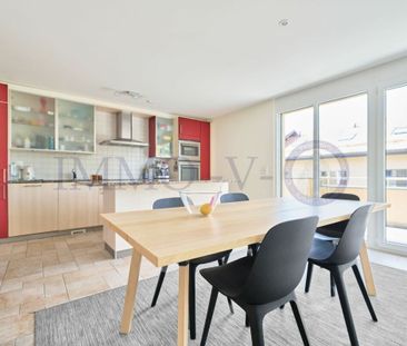 SPACIEUX ET LUMINEU EN DUPLEX AVEC BALCON-TERRASSE - Foto 3