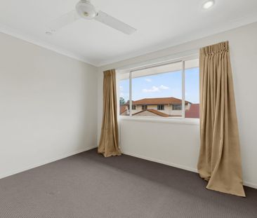 Comfortable Brendale Townhouse with Pool Access - Photo 3