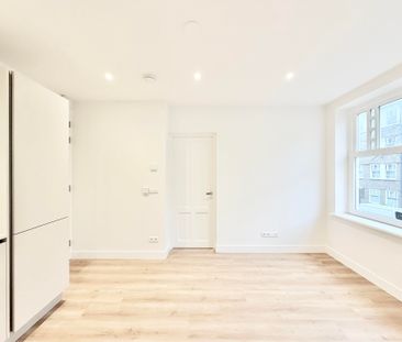 Te huur: Appartement Van Spilbergenstraat in Amsterdam - Photo 1