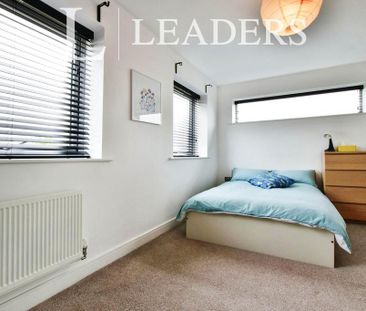 4 bedroom townhouse to rent - Photo 4