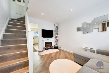 2 bedroom end of terrace house to rent - Photo 5