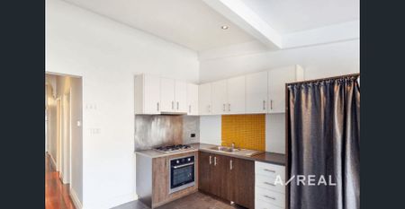 Charming Victorian Terrace in Prime Richmond Location - Photo 4