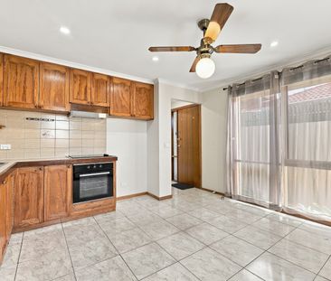2 BEDROOM UNIT FOR RENT IN ST ALBANS - Photo 5