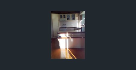 WELL MAINTAINED & PRESENTED COLONIAL DESIGNED HOME WITH CHARM & CHARACTER - Photo 3