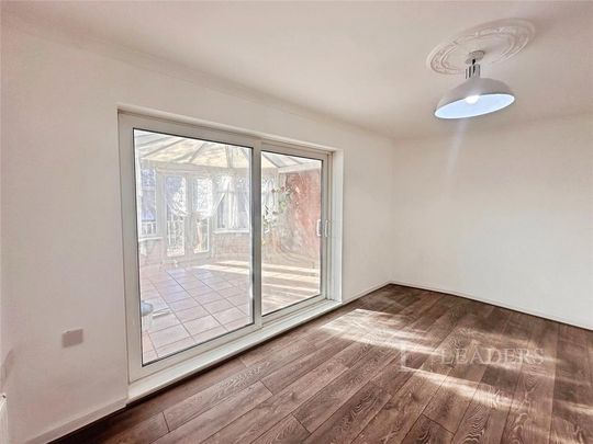 3 bedroom terraced house to rent - Photo 1