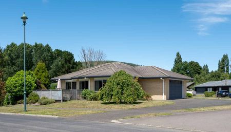 A Peaceful Retreat in Kinloch - Photo 4