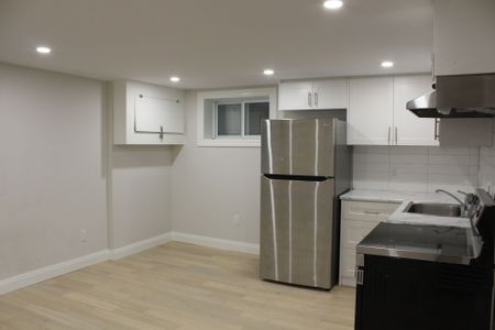 For Lease - 9 Farley Crescent Unit# Lower Level, Toronto, Ontario - Photo 3