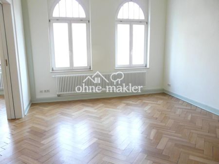 Wunderschöne großräumige 4 Raum Wohnung + Kamin & direkter Zugang zum Garten direkt am Schloßpark - Foto 2