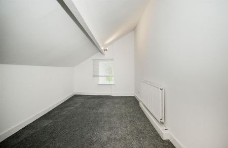 2 bedroom end of terrace house to rent - Photo 4