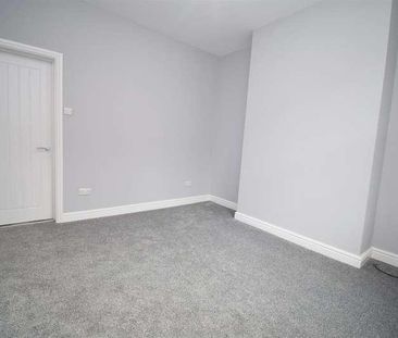 Cooperative Street, Horbury, WF4 - Photo 3