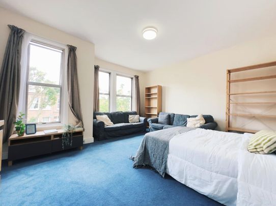 Room in a Shared House, Boundaries Road, SW12 - Photo 1