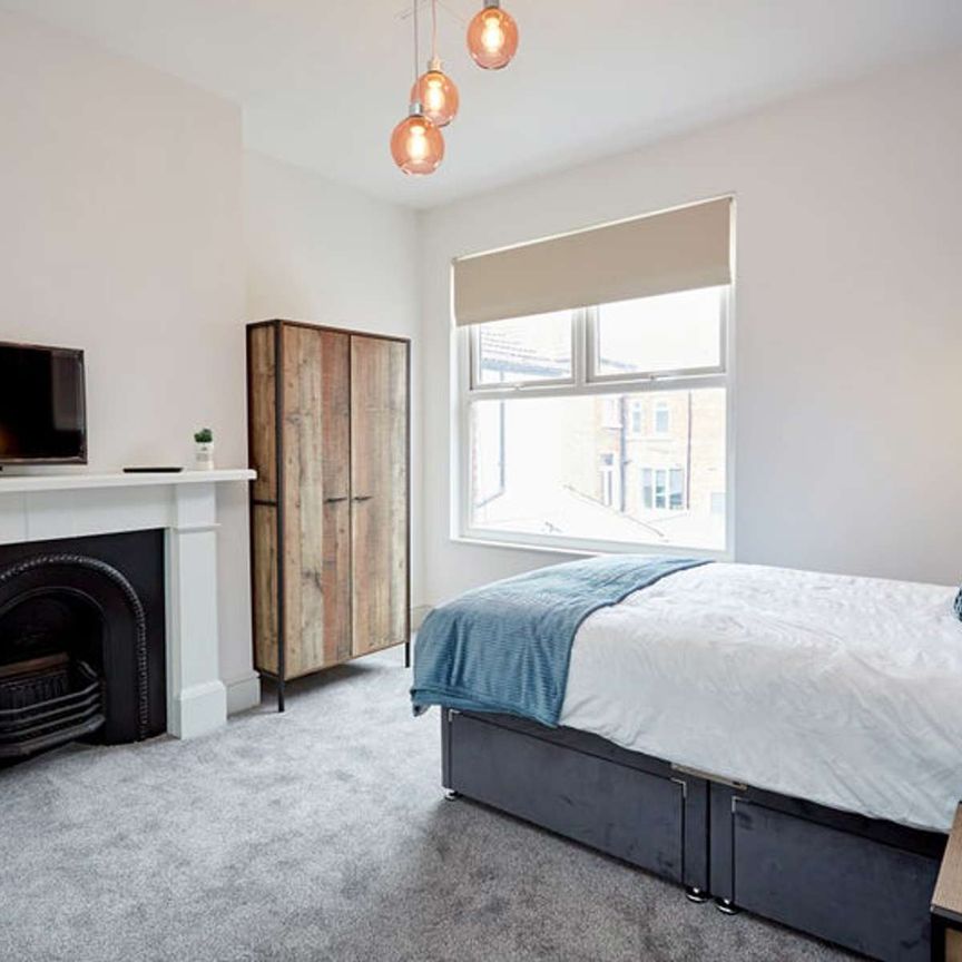 Radnor Place, - Photo 2