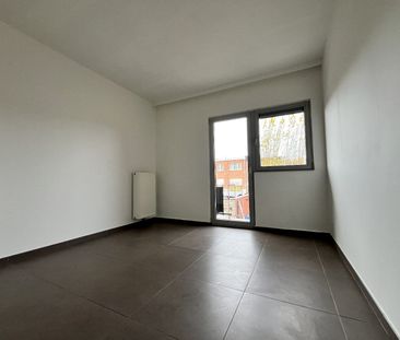 Hedendaags 2 slpk appartement met terras - Photo 1