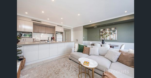 Sand, Sun and Easy Living - Photo 1