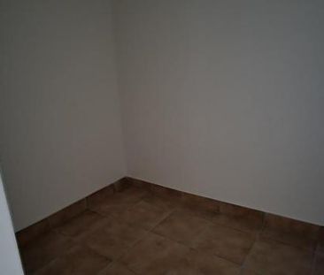 Location Appartement 1 pièce 22m² BRIVE LA GAILLARDE 19100 - Photo 3